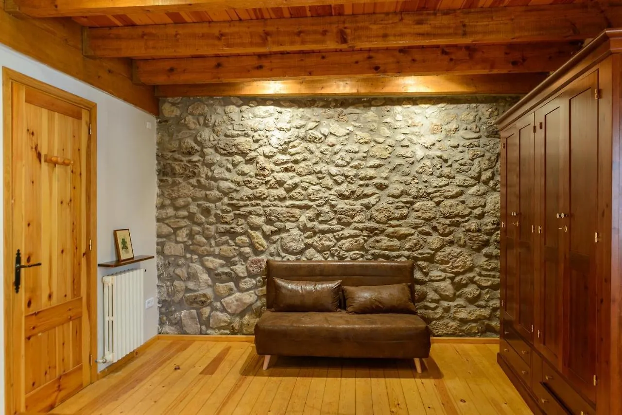 Suite En Casa Rural Bas 0*,